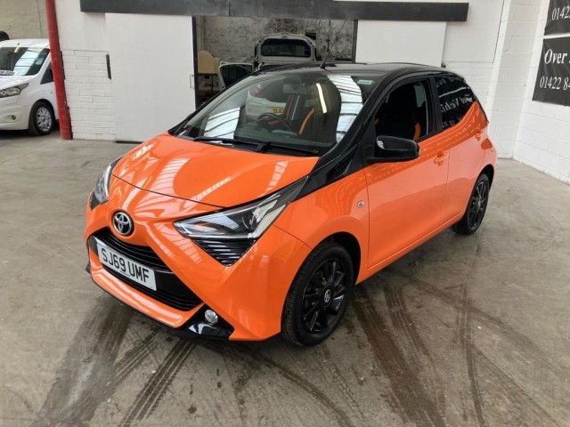 TOYOTA AYGO
