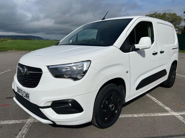 VAUXHALL COMBO