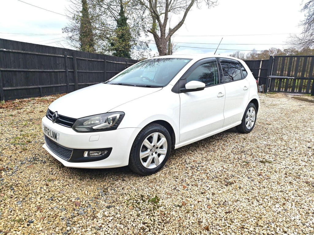 VOLKSWAGEN POLO