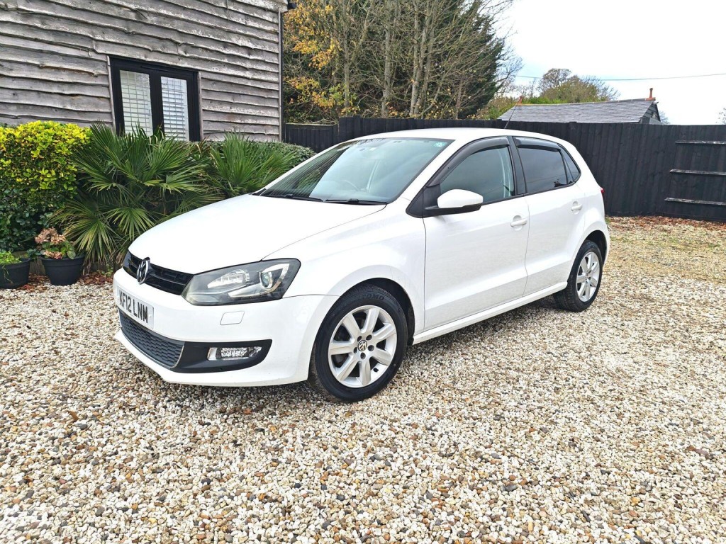 VOLKSWAGEN POLO