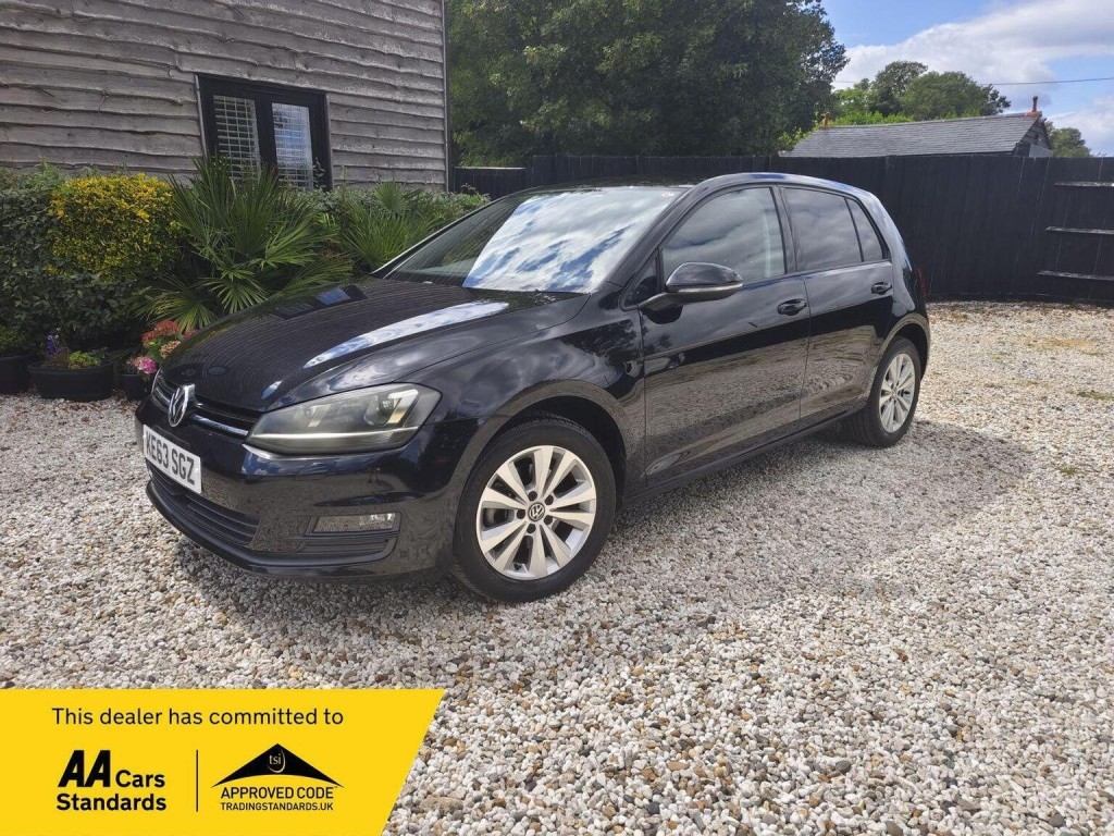 VOLKSWAGEN GOLF