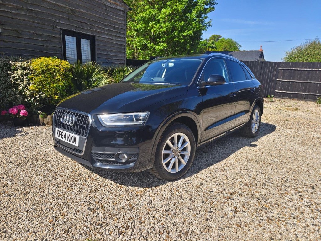 AUDI Q3
