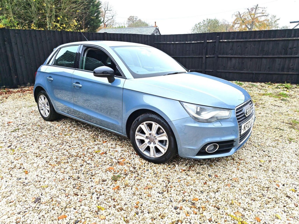 AUDI A1