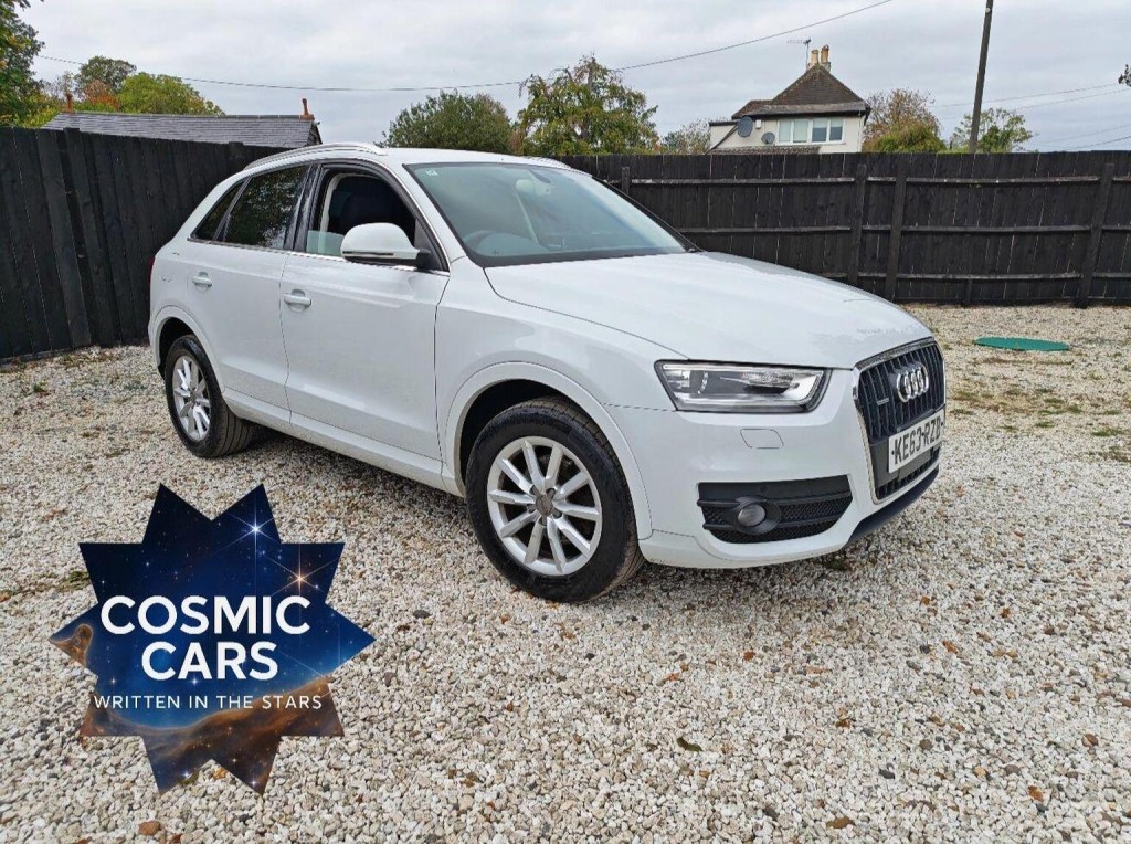 AUDI Q3