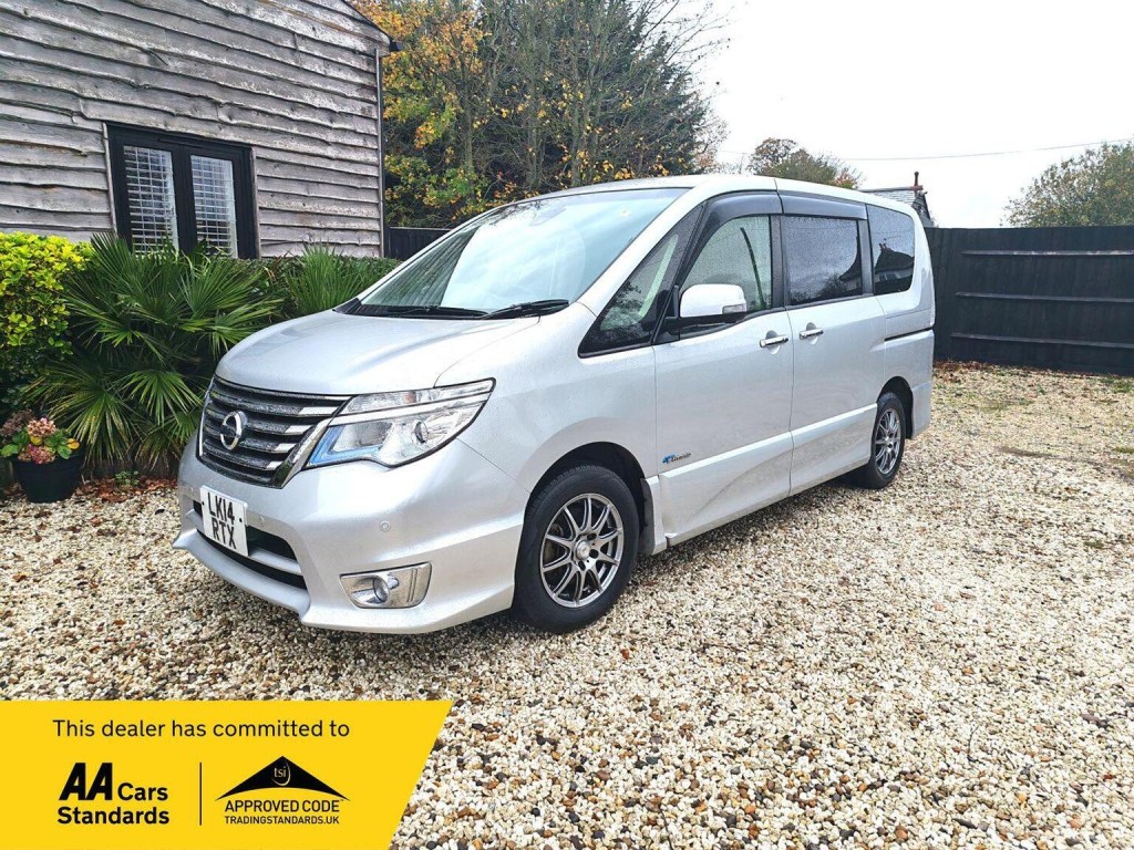 NISSAN SERENA