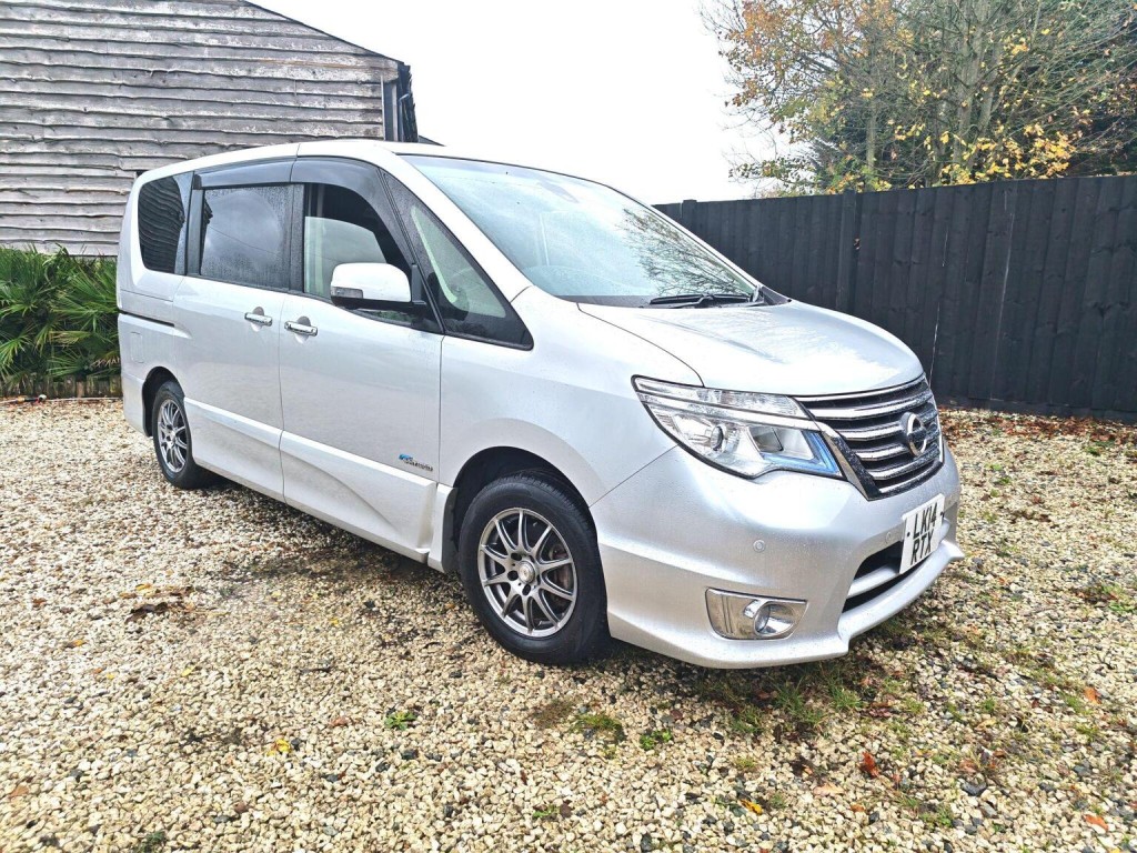 NISSAN SERENA