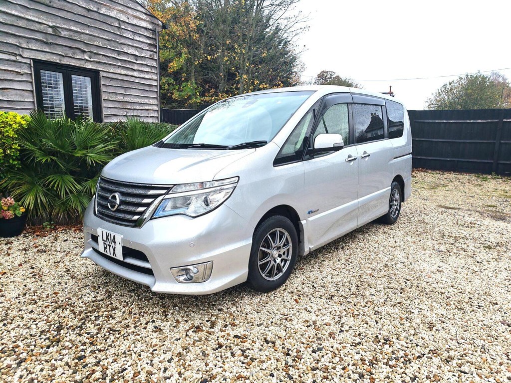 NISSAN SERENA