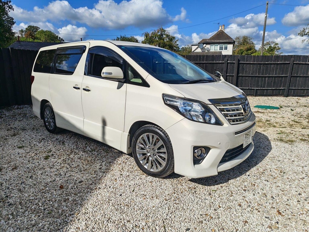 TOYOTA ALPHARD