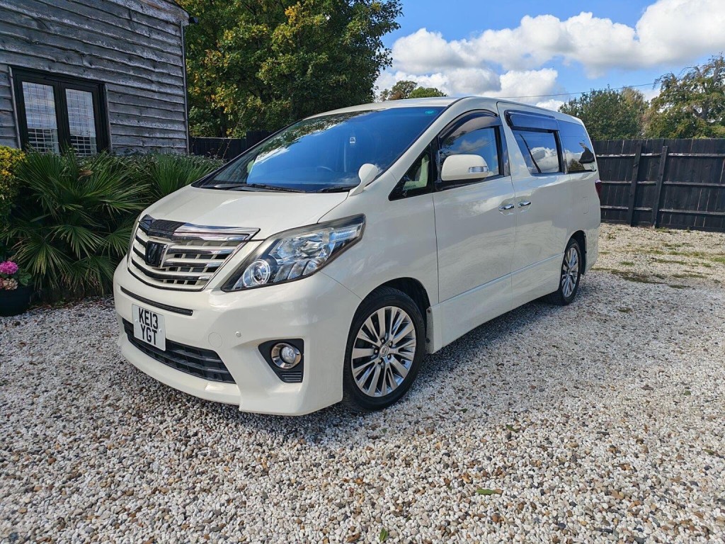 TOYOTA ALPHARD