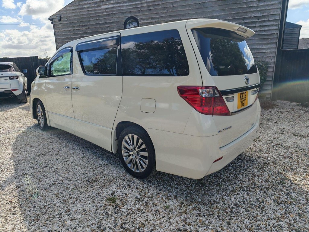 TOYOTA ALPHARD