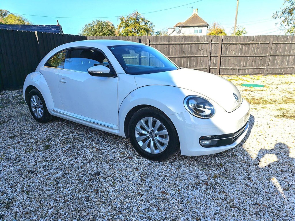 VOLKSWAGEN BEETLE