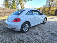 VOLKSWAGEN BEETLE