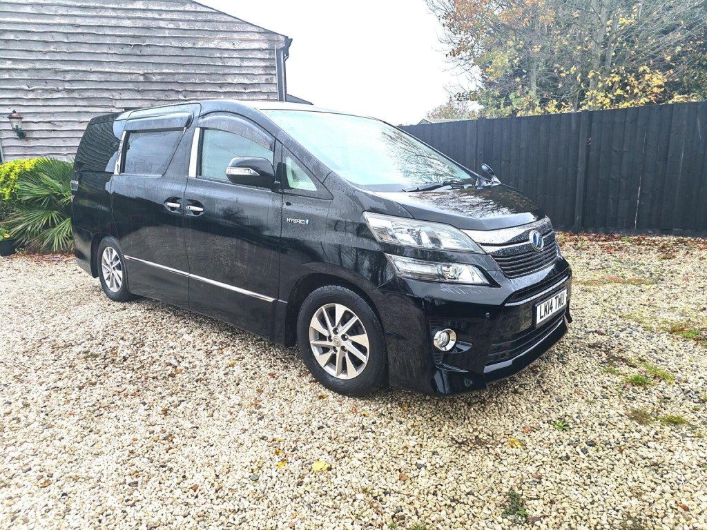 TOYOTA VELLFIRE