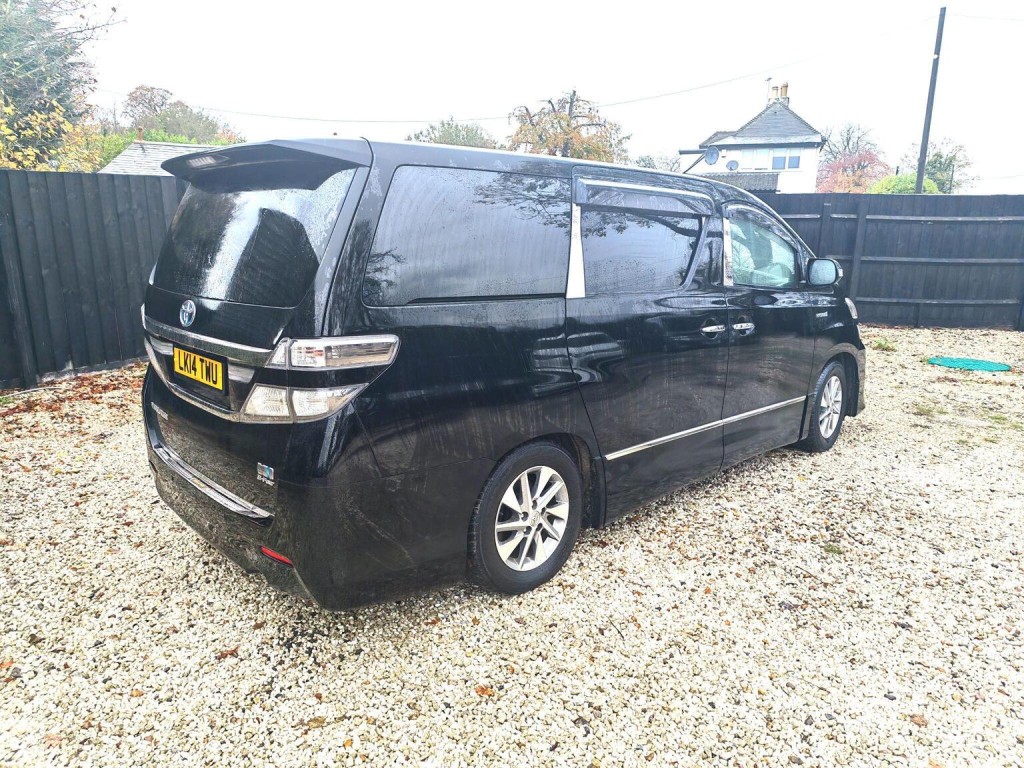 TOYOTA VELLFIRE