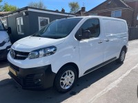 VAUXHALL VIVARO