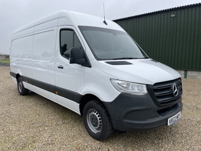 MERCEDES-BENZ SPRINTER