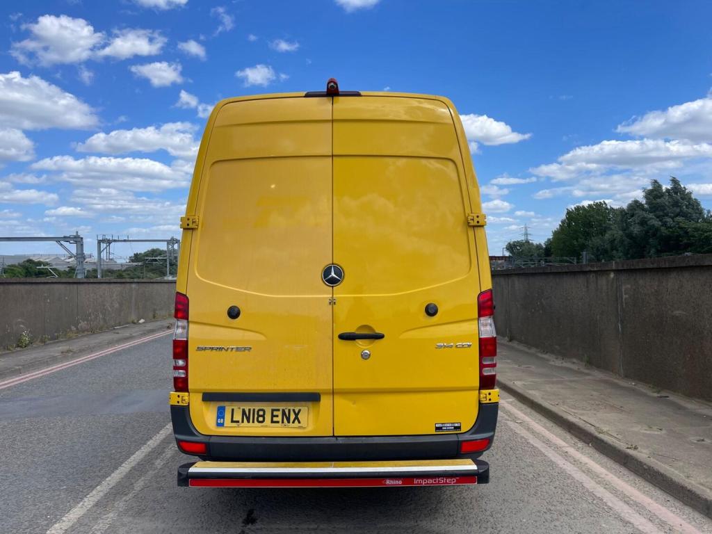 MERCEDES-BENZ SPRINTER