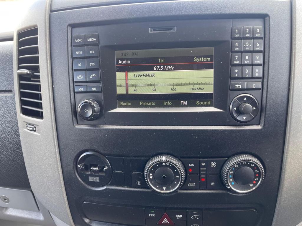 MERCEDES-BENZ SPRINTER