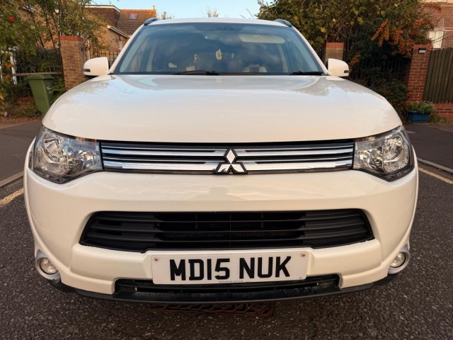 MITSUBISHI OUTLANDER
