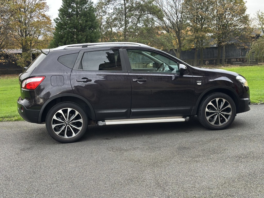 NISSAN QASHQAI