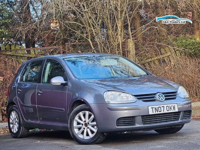 VOLKSWAGEN GOLF 1.6 FSI Match 5dr