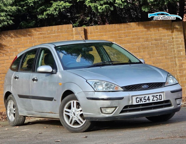 FORD FOCUS 1.6i 16v Zetec 5dr