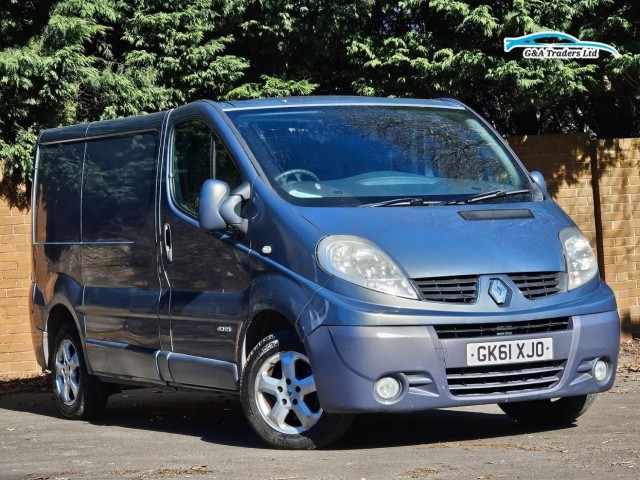 RENAULT TRAFIC 2.0 dCi SL27 Sport L1 H1 4dr (Phase 3)