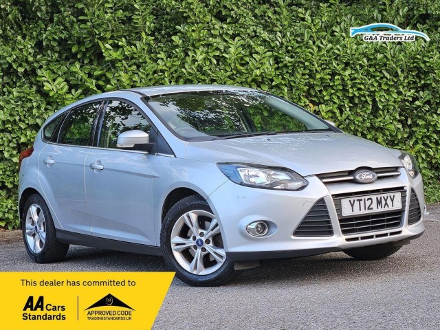 FORD FOCUS 1.6 Zetec Powershift Euro 5 5dr