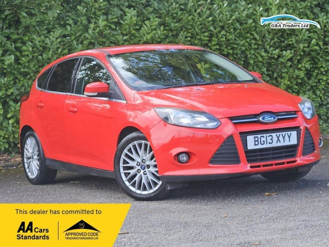 FORD FOCUS 1.0T EcoBoost Zetec Euro 5 (s/s) 5dr