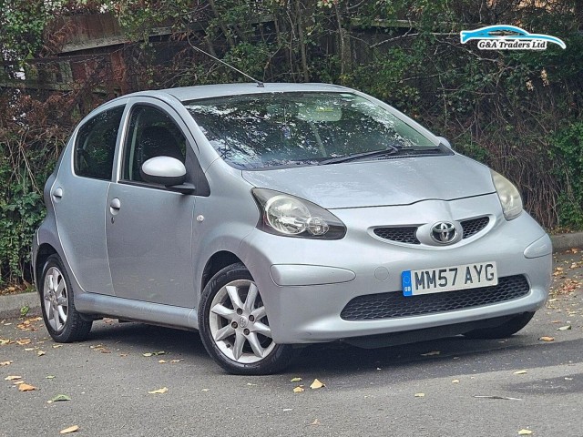 TOYOTA AYGO 1.0 VVT-i Platinum Euro 4 5dr