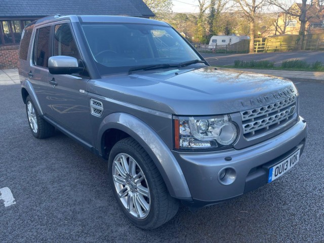 LAND ROVER DISCOVERY 4 3.0 SD V6 HSE