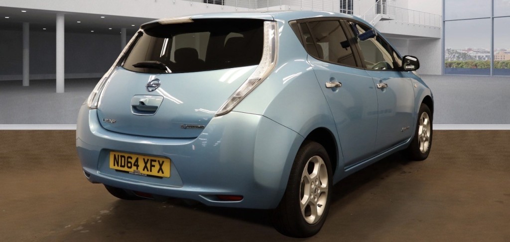 NISSAN LEAF