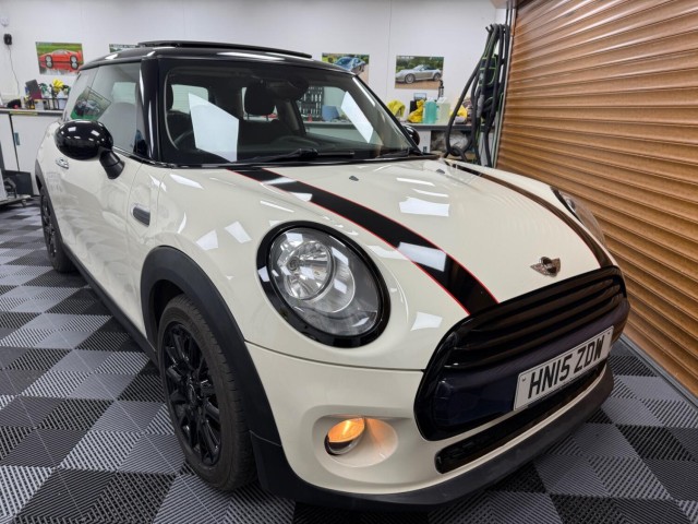 MINI HATCH