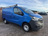 VAUXHALL VIVARO