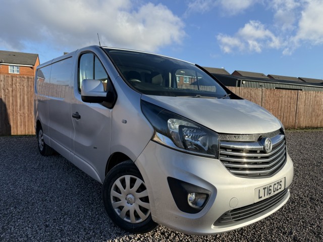 VAUXHALL VIVARO