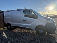 VAUXHALL VIVARO