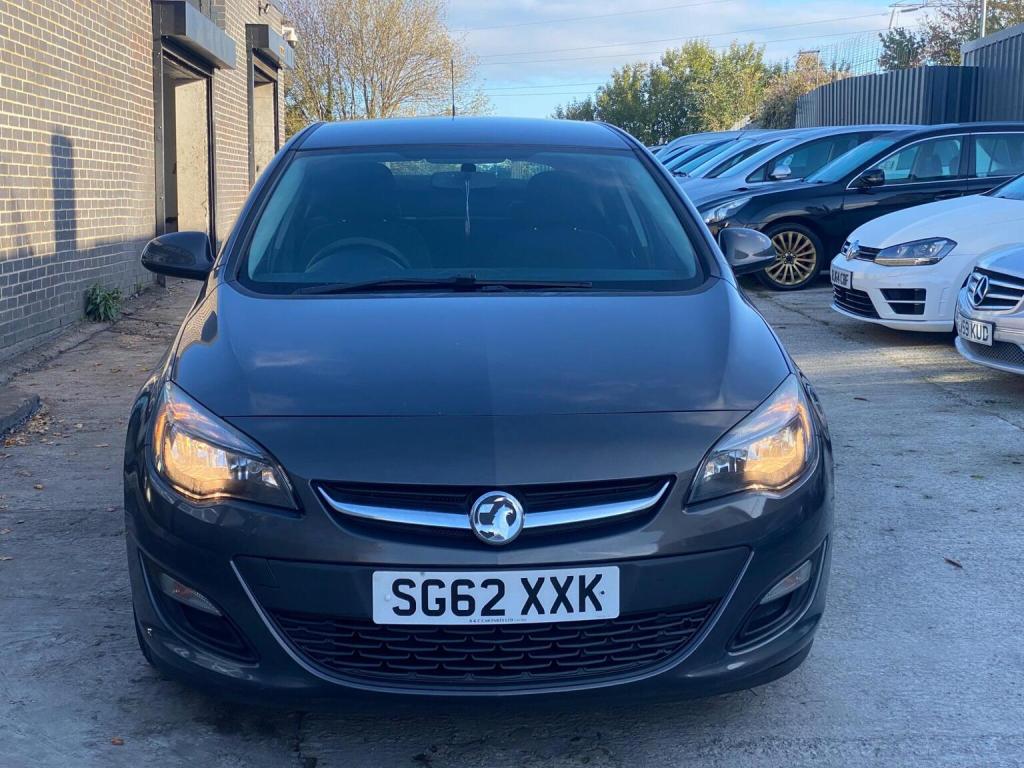 VAUXHALL ASTRA