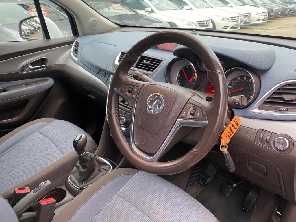 VAUXHALL MOKKA