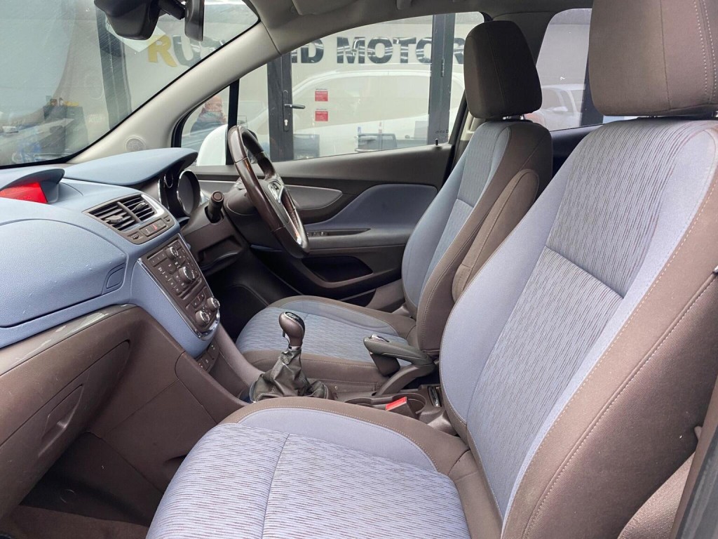 VAUXHALL MOKKA