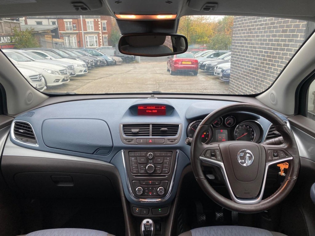 VAUXHALL MOKKA