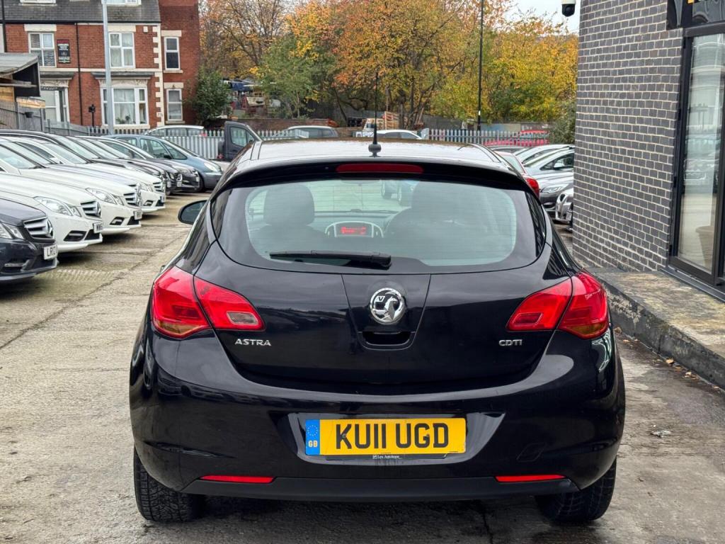 VAUXHALL ASTRA