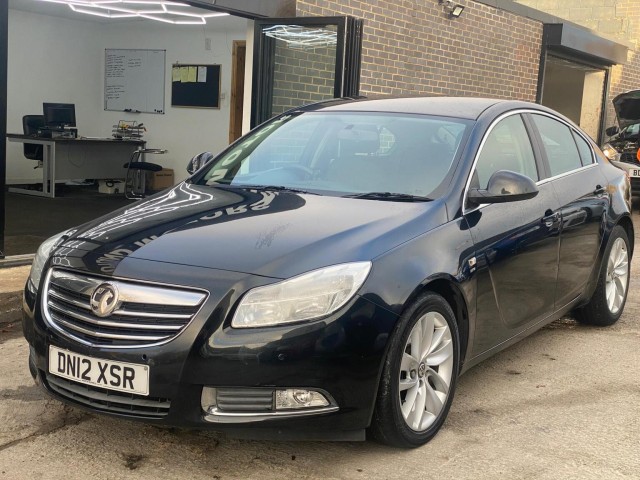 VAUXHALL INSIGNIA