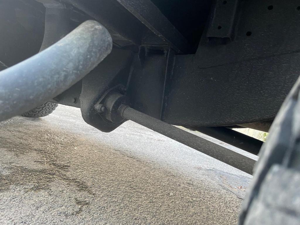 LAND ROVER DEFENDER 110