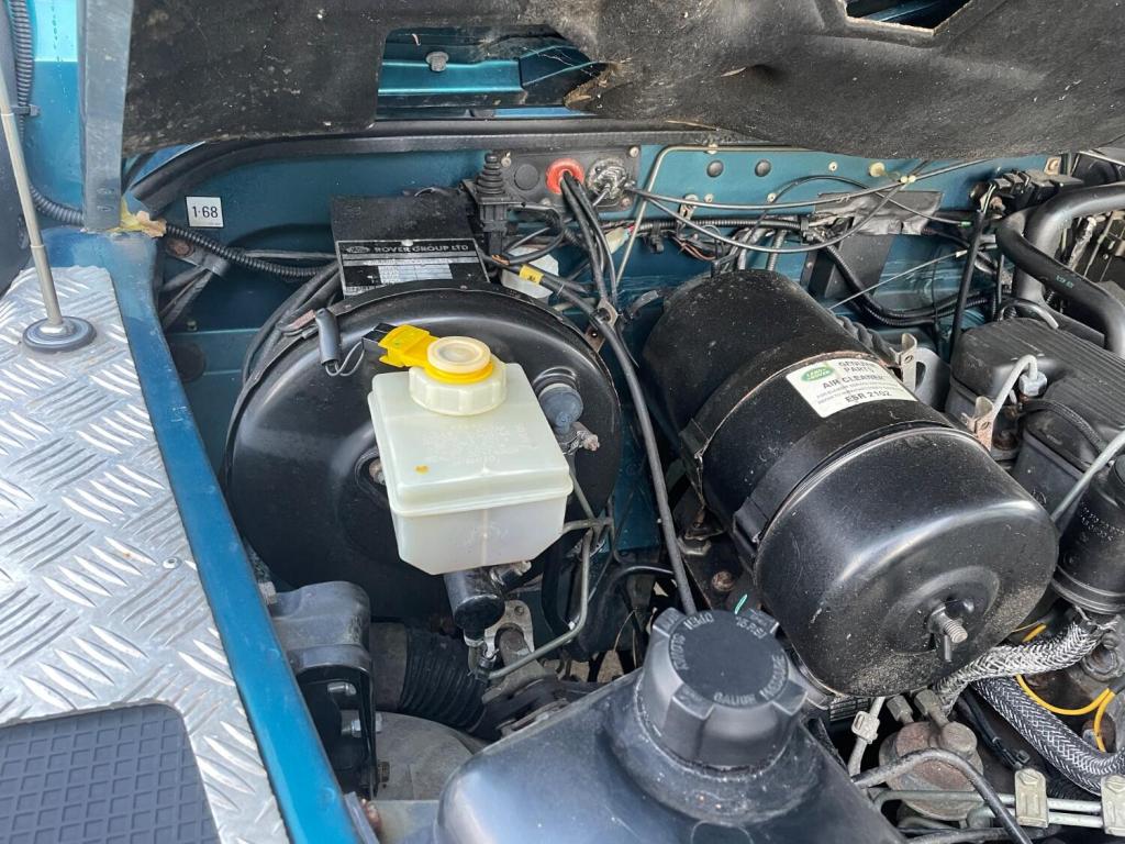 LAND ROVER DEFENDER 110