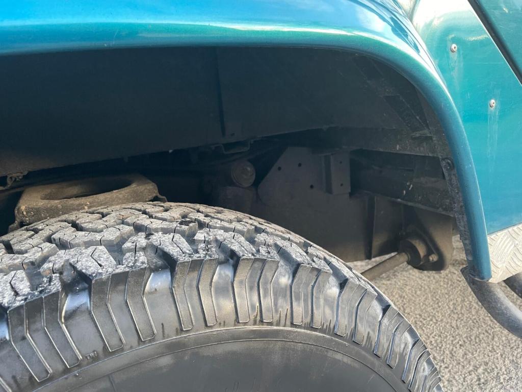 LAND ROVER DEFENDER 110