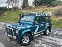 LAND ROVER DEFENDER 110