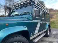 LAND ROVER DEFENDER 110