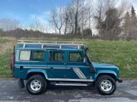 LAND ROVER DEFENDER 110