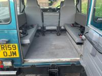 LAND ROVER DEFENDER 110