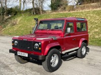 LAND ROVER DEFENDER 90